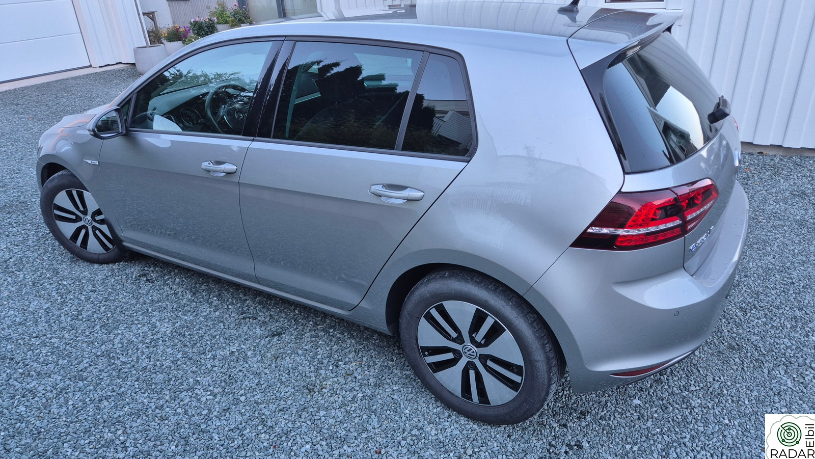 VOLKSWAGEN GOLF Exclusive