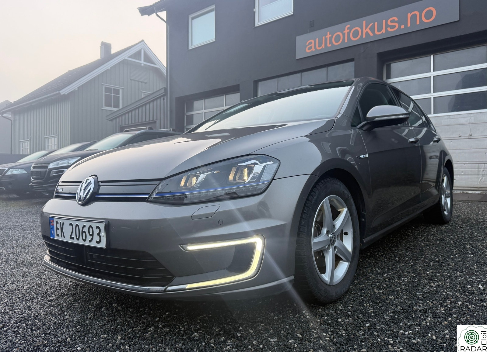 VOLKSWAGEN GOLF E-Golf/190 WLTP/adaptive Cruise/Dynaudio/PDC/Velholdt
