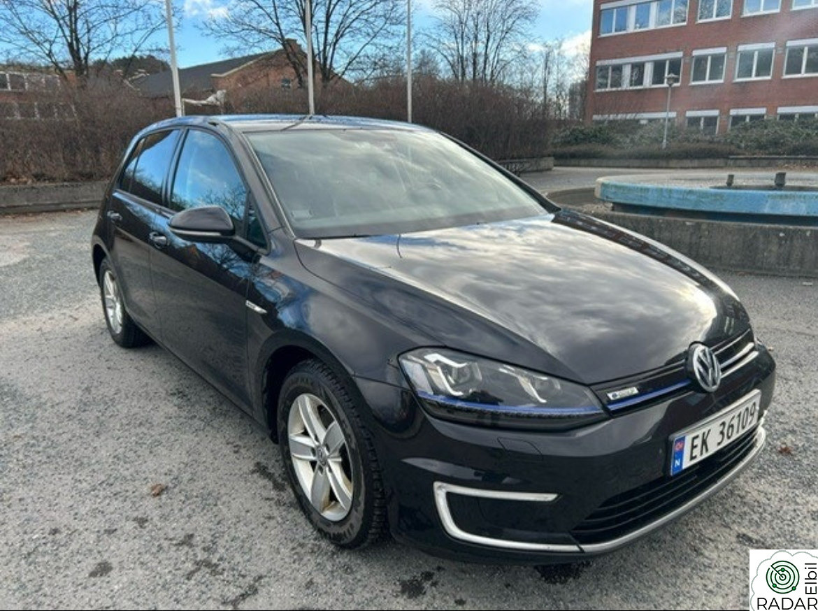 VOLKSWAGEN GOLF Exclusive