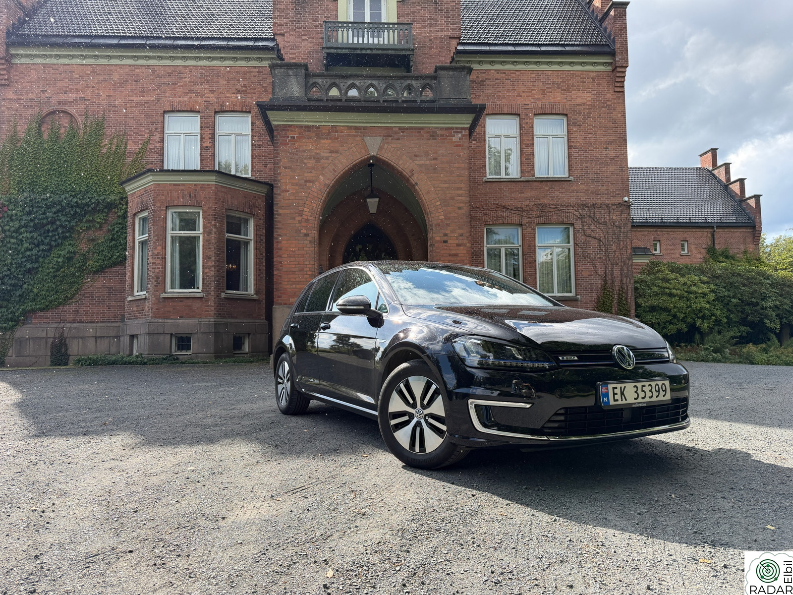 VOLKSWAGEN GOLF Exclusive
