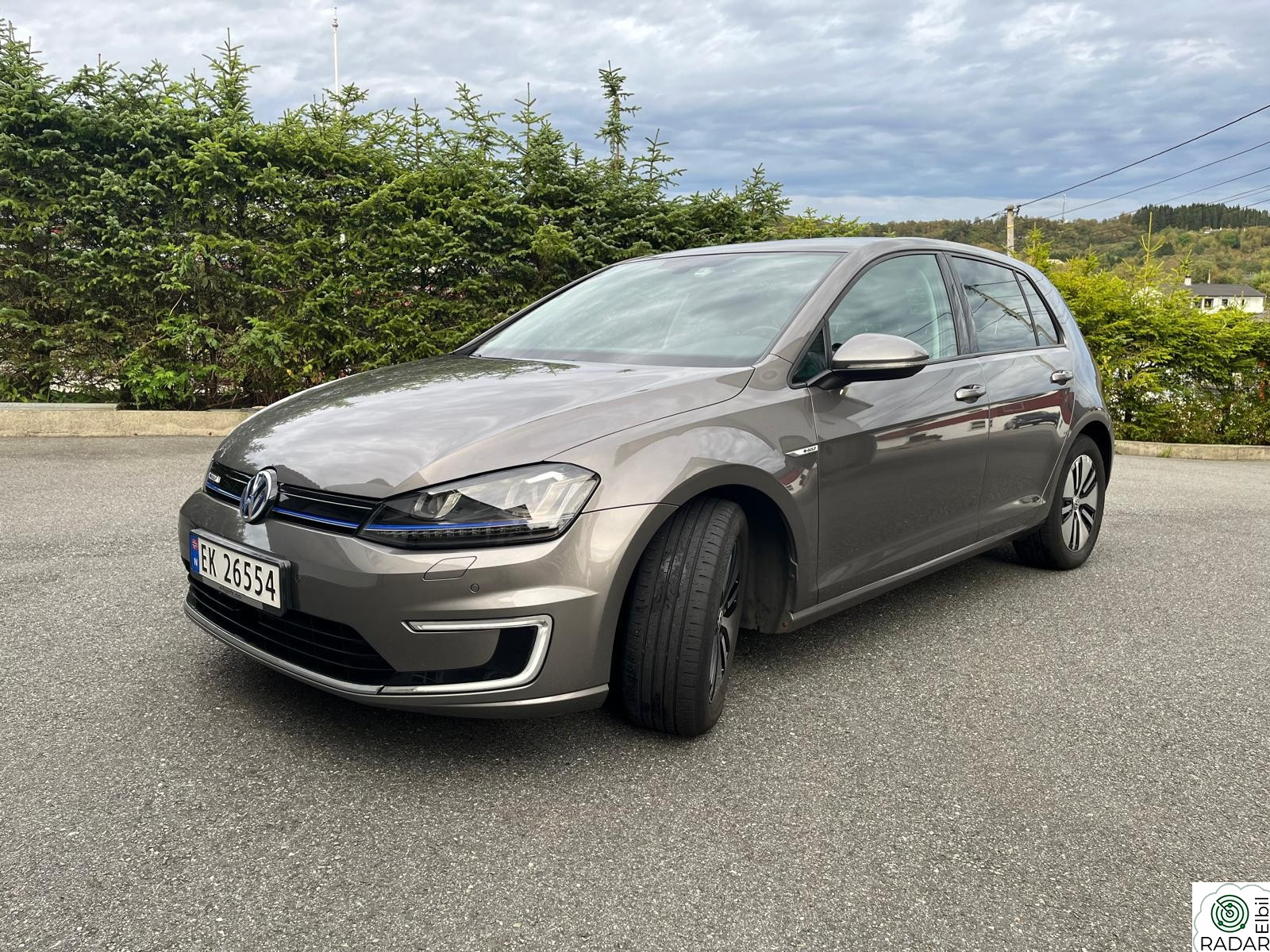 VOLKSWAGEN GOLF Exclusive