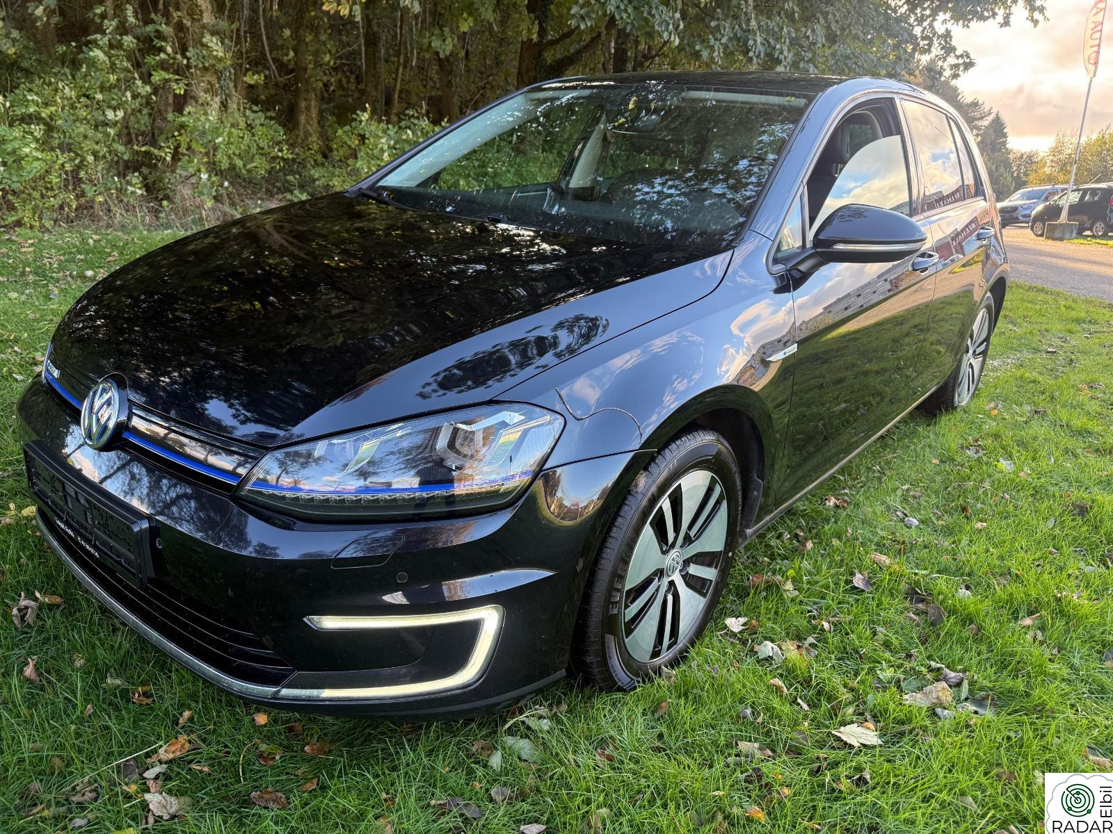 VOLKSWAGEN GOLF Exclusive 116Hk ACC Skinn DAB PDC CCS AUX AC NAVI