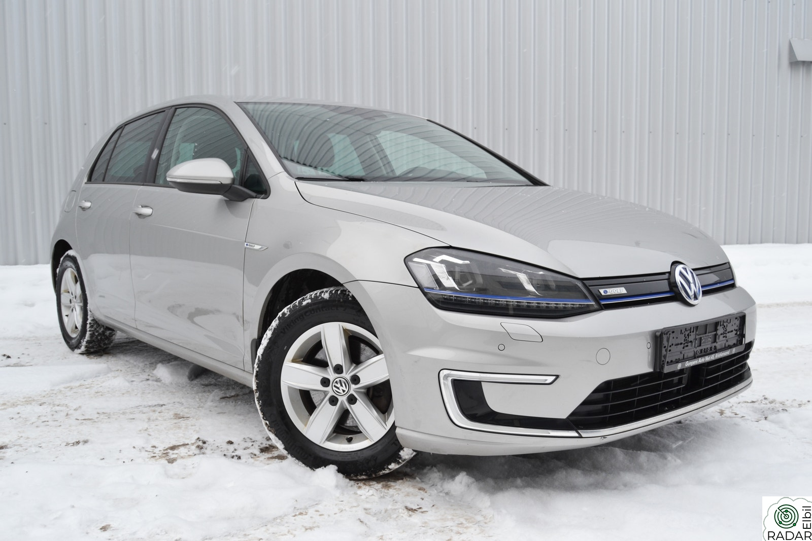 VOLKSWAGEN GOLF Exclusive//Skinn//Varmepumpe//Ad. cruise//Led//Dab