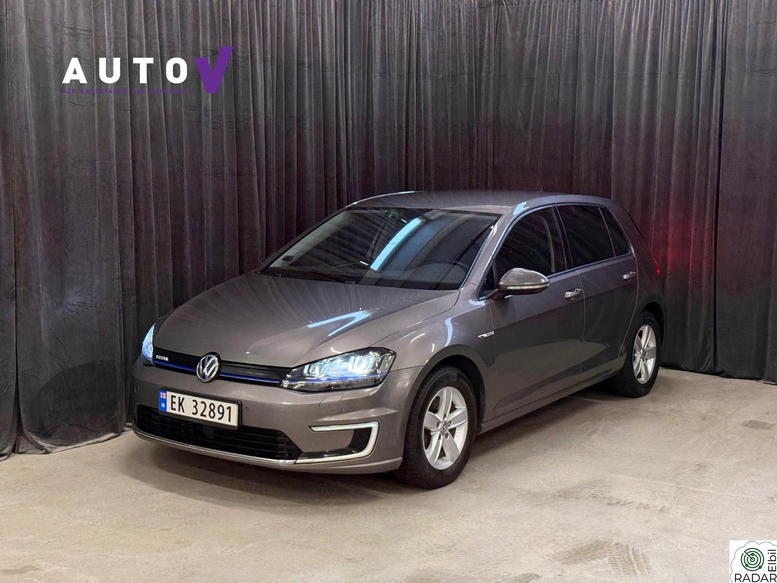 VOLKSWAGEN GOLF EXCLUSIVE LAVKM /SKINN/LED/ACC/RYGGEKAMERA/DAB