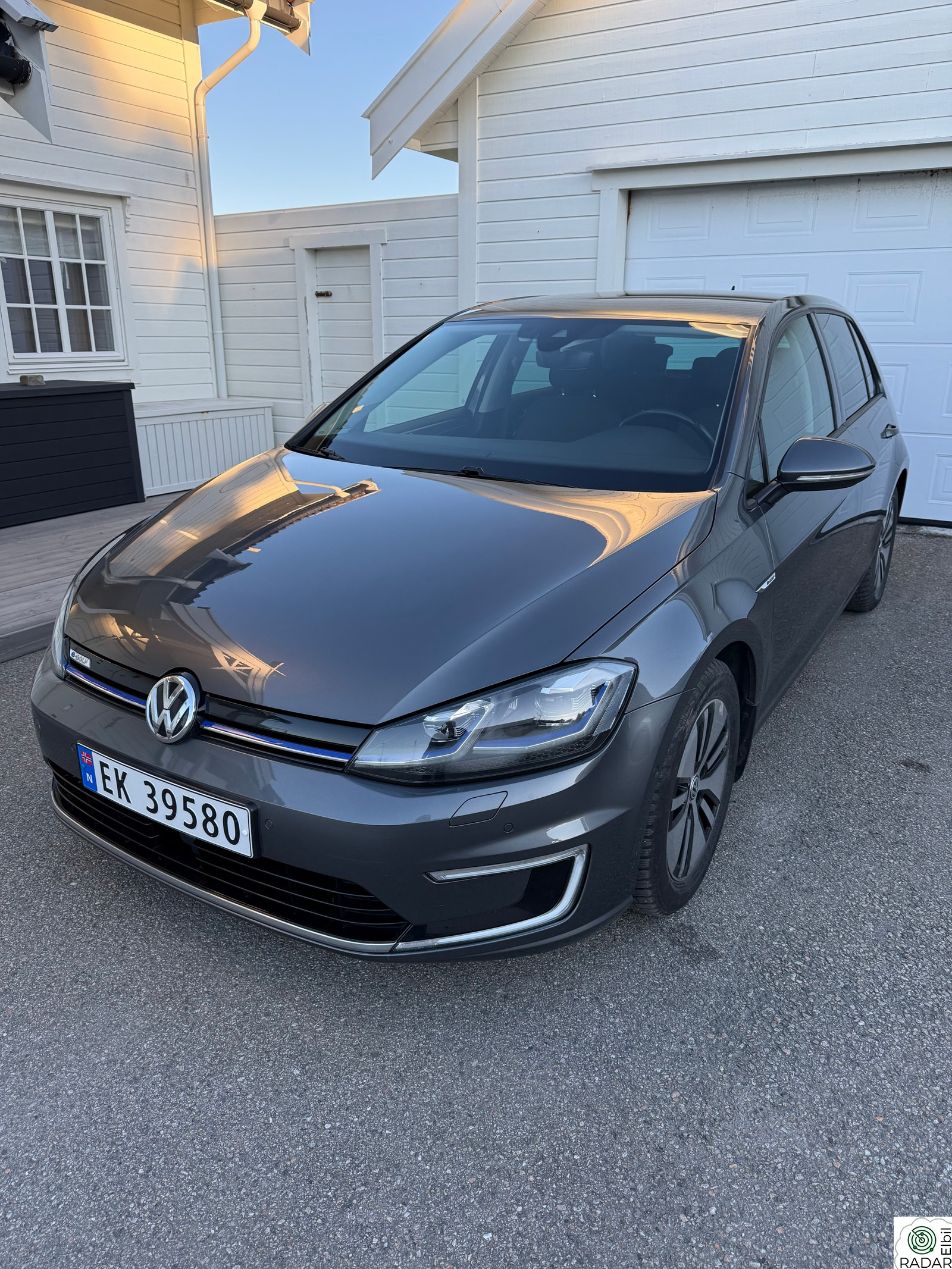 VOLKSWAGEN GOLF E-GOLF 100KW 136HK 300KM NORSK MYE UTSTYR
