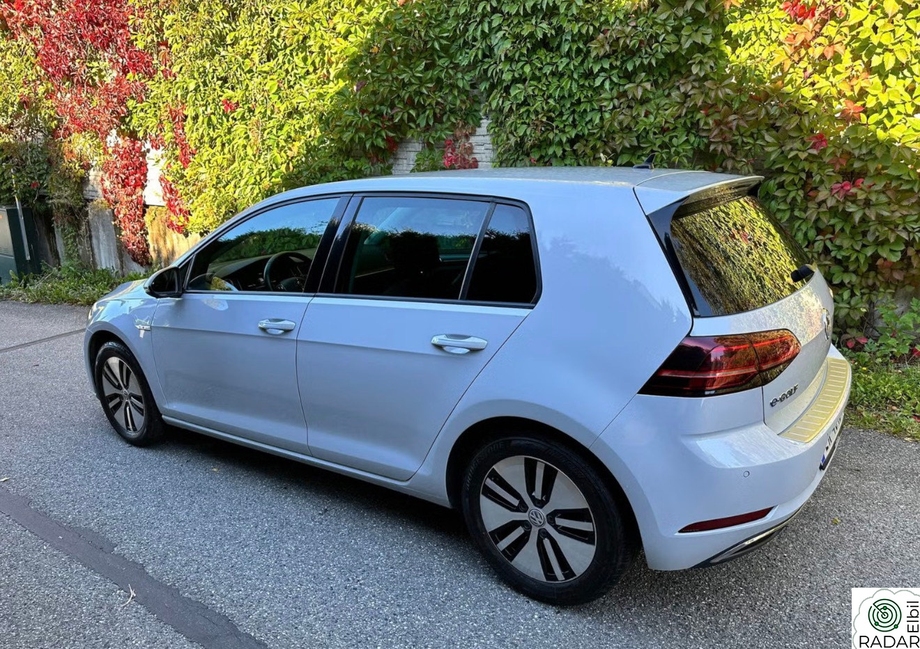 VOLKSWAGEN GOLF Fullutstyrt|skinn|Lav km|Matrix|Digital display