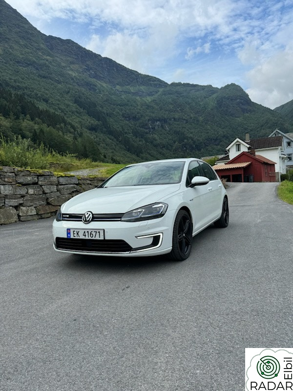 VOLKSWAGEN GOLF Exclusive