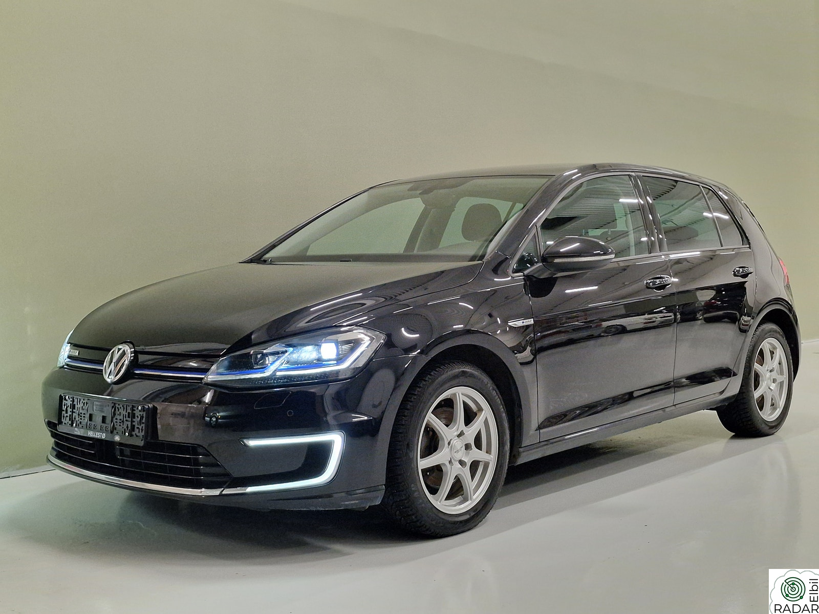 VOLKSWAGEN GOLF E-Golf Highline/ Navi/Kamera/Ad.cruise/Varmepumpe+++