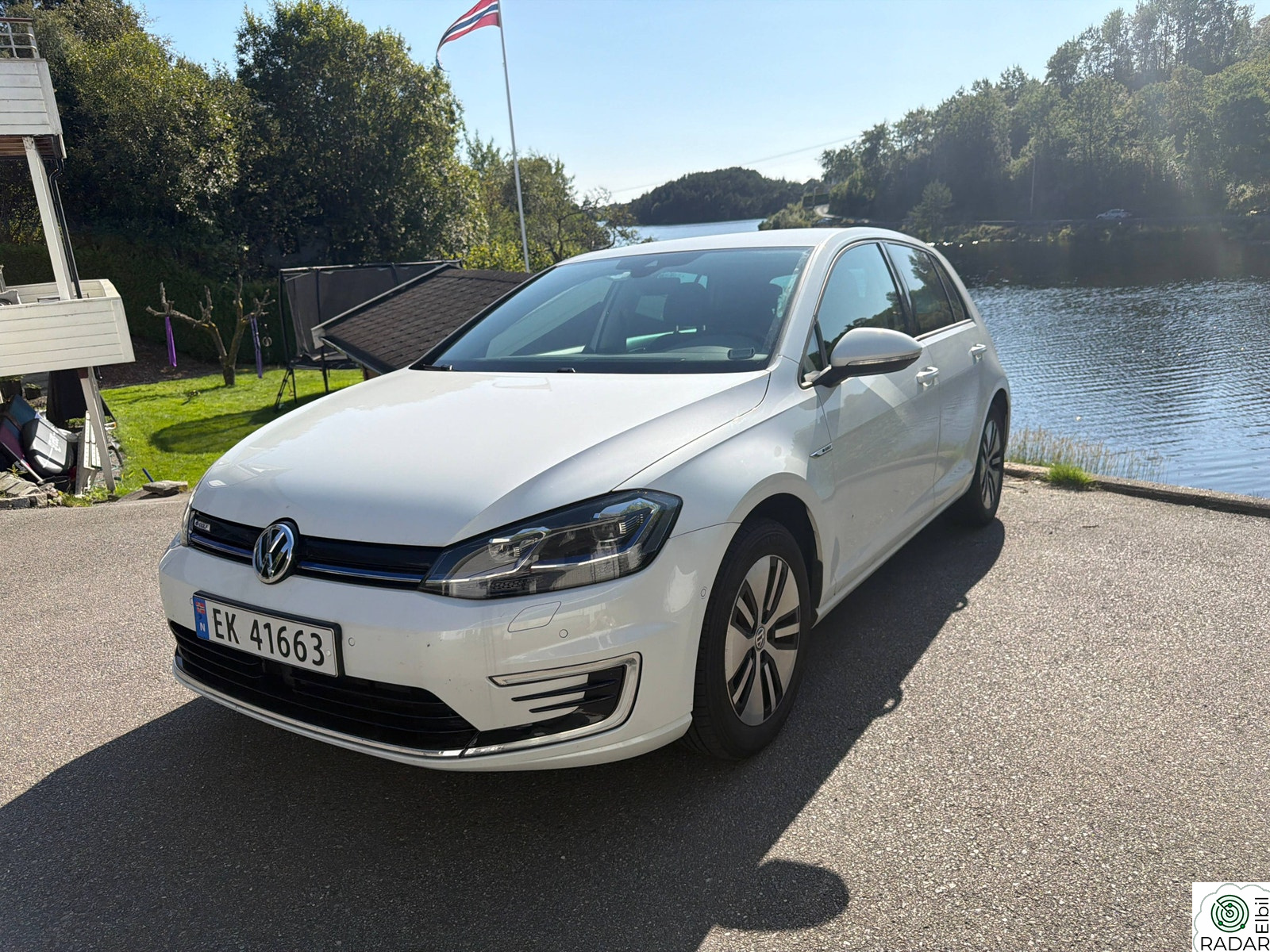 VOLKSWAGEN GOLF Volkswagen e-Golf | Skinn | 300km | Kamera | Keyless |