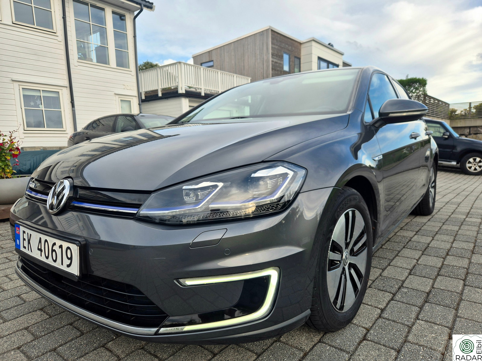 VOLKSWAGEN GOLF stort HV-batteri, høyt utstyr, varmepumpe, dekk, EU