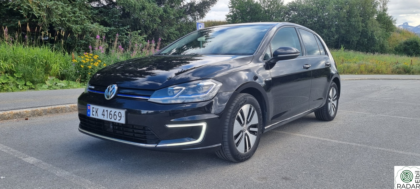 VOLKSWAGEN GOLF VIP/Reservasjon