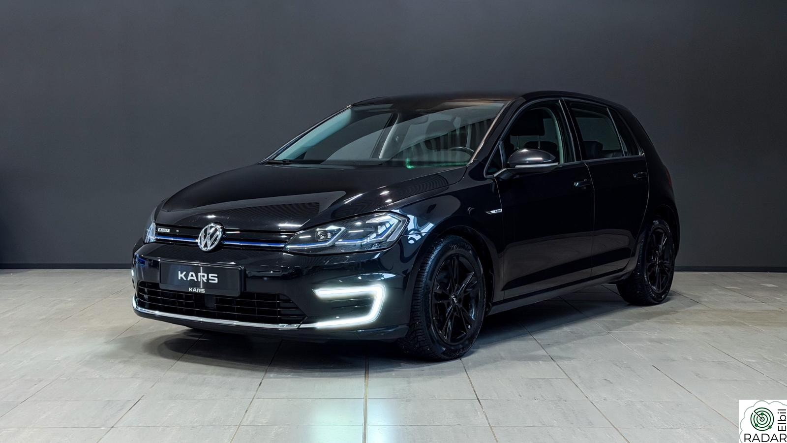 VOLKSWAGEN GOLF e-Golf 136HK /Skinn /LED /ACC /Navi /CarPlay /DAB+