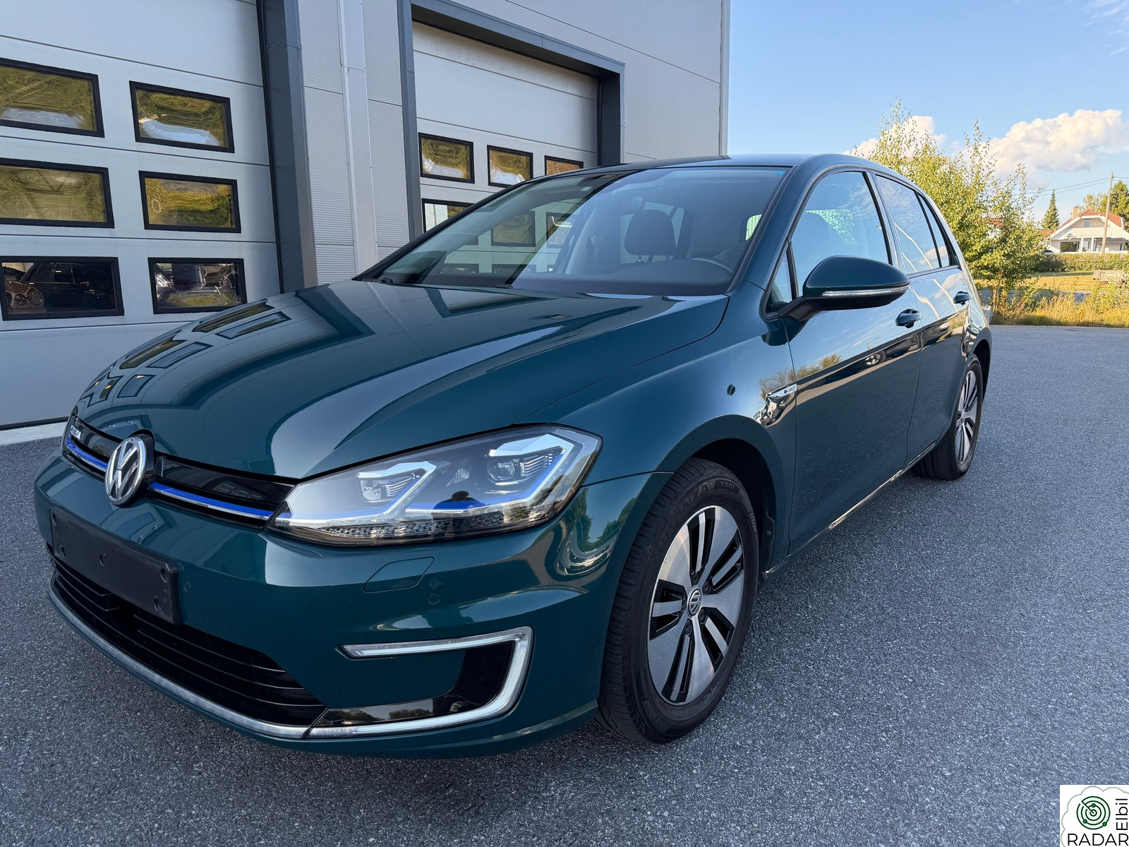 VOLKSWAGEN GOLF 300km Rekkevidde Navi DAB Kamera Dig.Instrument NyEu