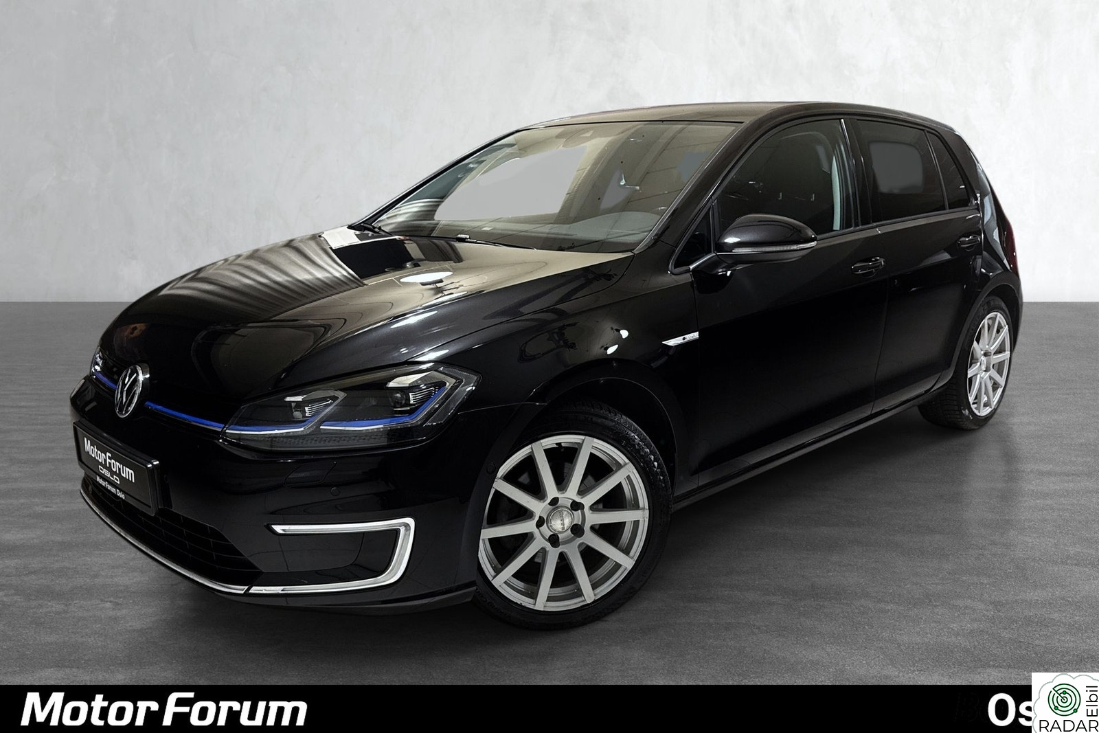 VOLKSWAGEN GOLF Praktisk og godt utstyrt - Ryggekamera- carplay