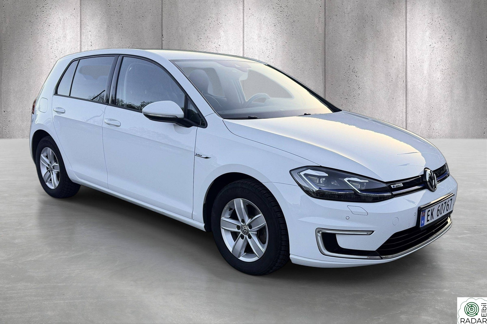 VOLKSWAGEN GOLF 100KW Facelift | 2 års garanti | ACC/Lane/R.Kam/BT/DAB