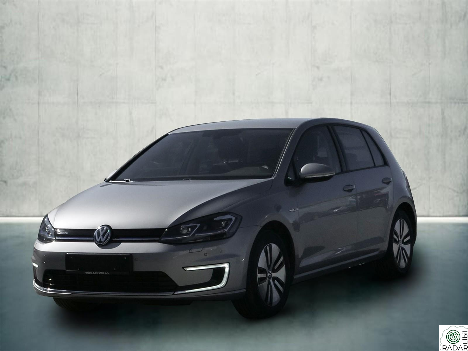 VOLKSWAGEN GOLF 300km NEDC/ACC/R.kam/