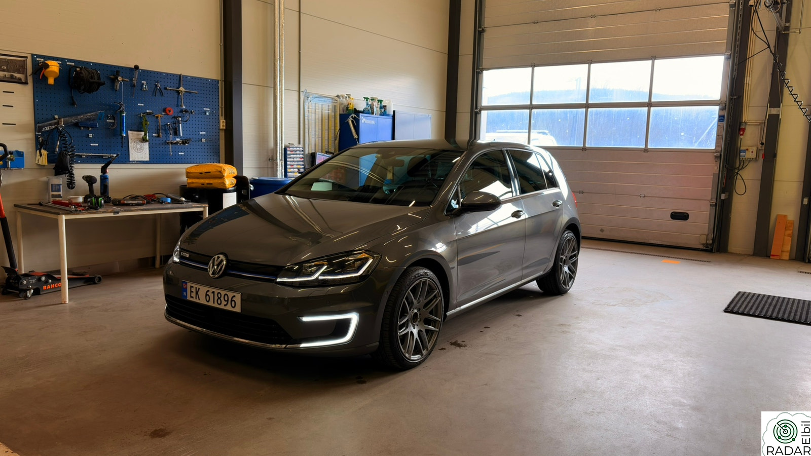 VOLKSWAGEN GOLF E-GOLF