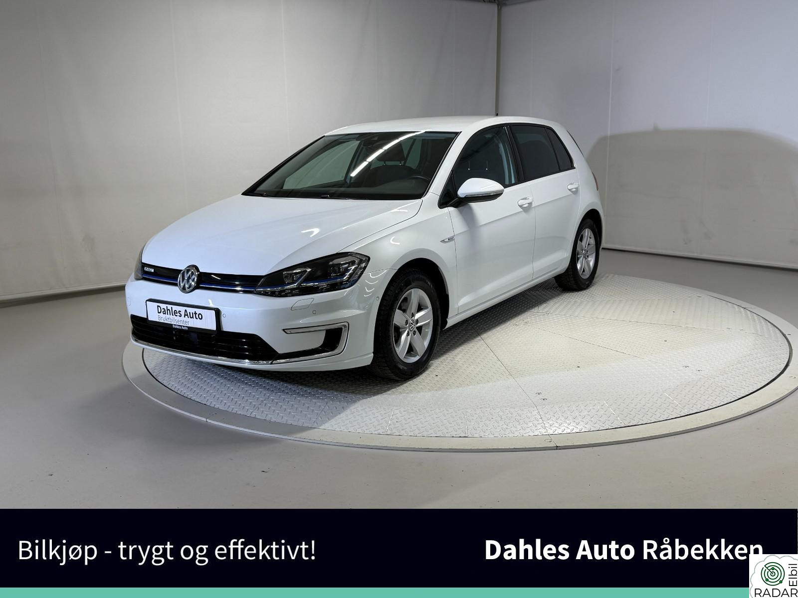 VOLKSWAGEN GOLF 136hk ACC/Navi/Kamera/Dig.display/V-pumpe/Dab