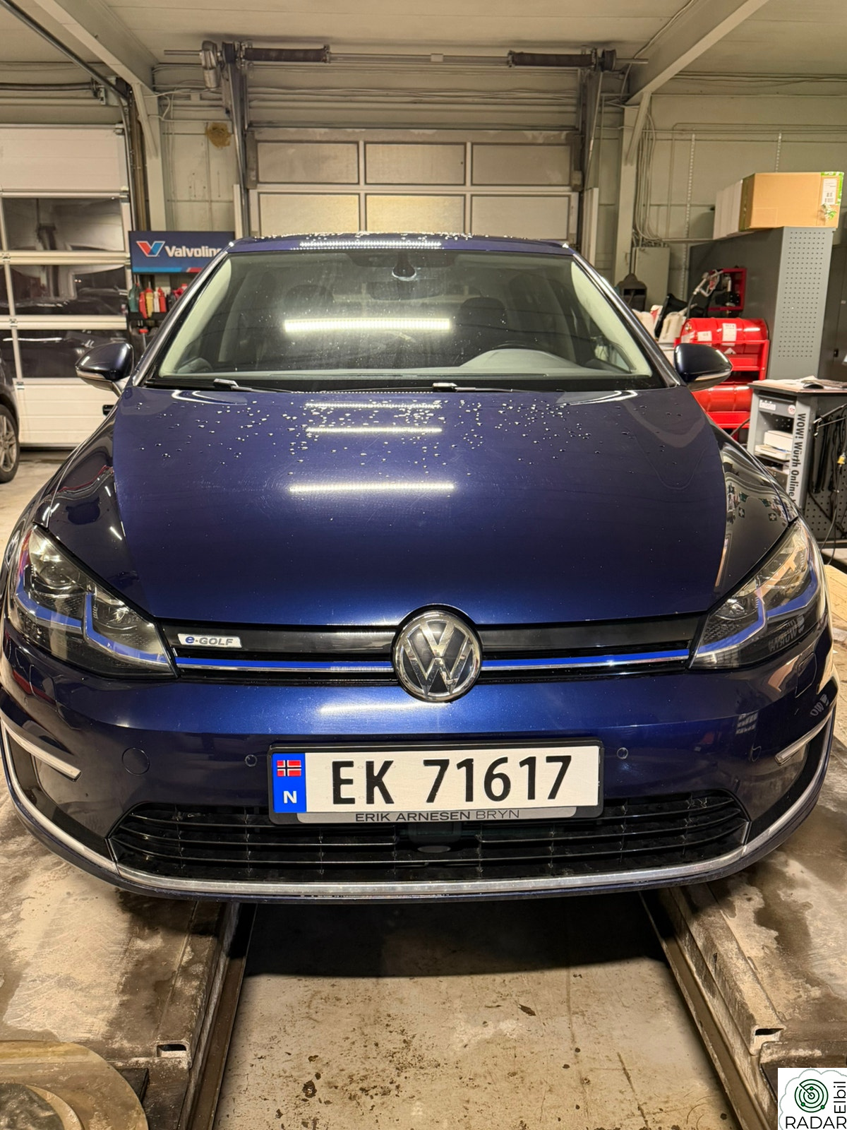 VOLKSWAGEN GOLF