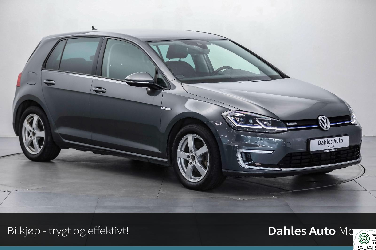 VOLKSWAGEN GOLF 300km Exclusive/Skinn/Active Info Display/Dynaudio