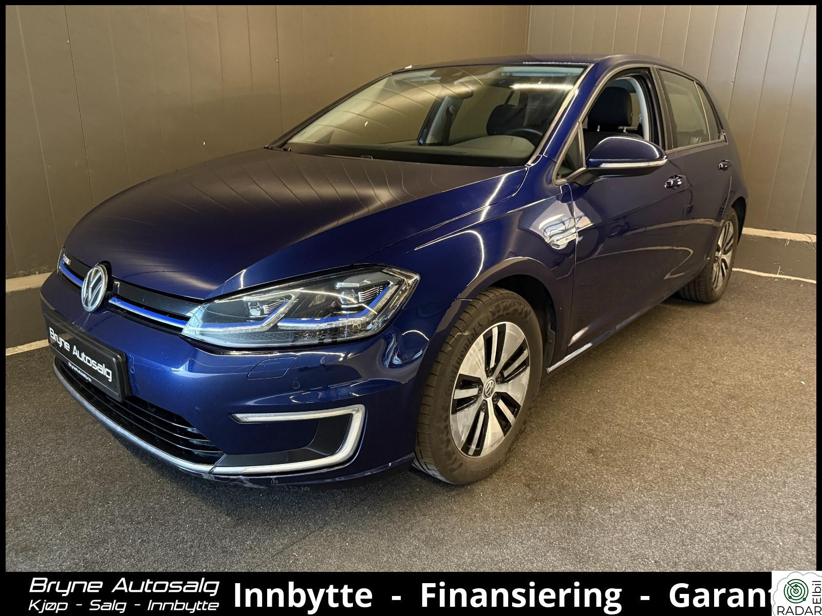 VOLKSWAGEN GOLF 136HK ACTIVE-INFO/NAVI/ACC/TLF/DAB+/LED/CARPLAY+++