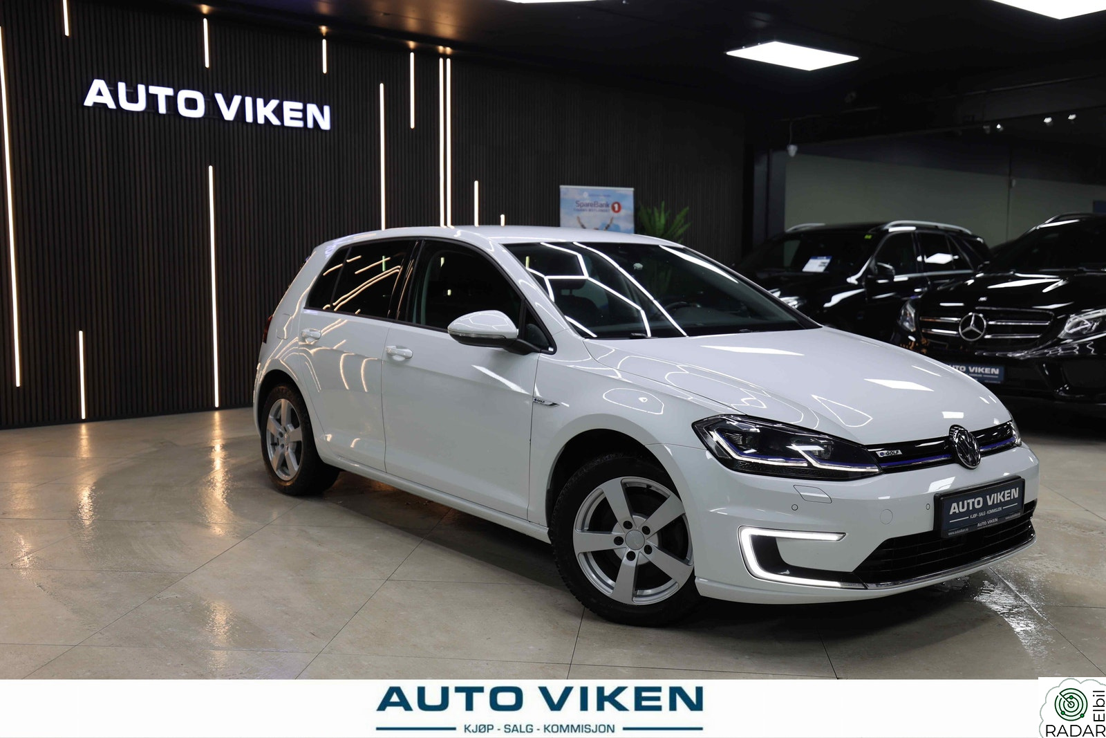 VOLKSWAGEN GOLF 100KWH-136HK-300R.V-KOMFORT-AUT-NAVI-DAB+-ACC-LED-R.KAM