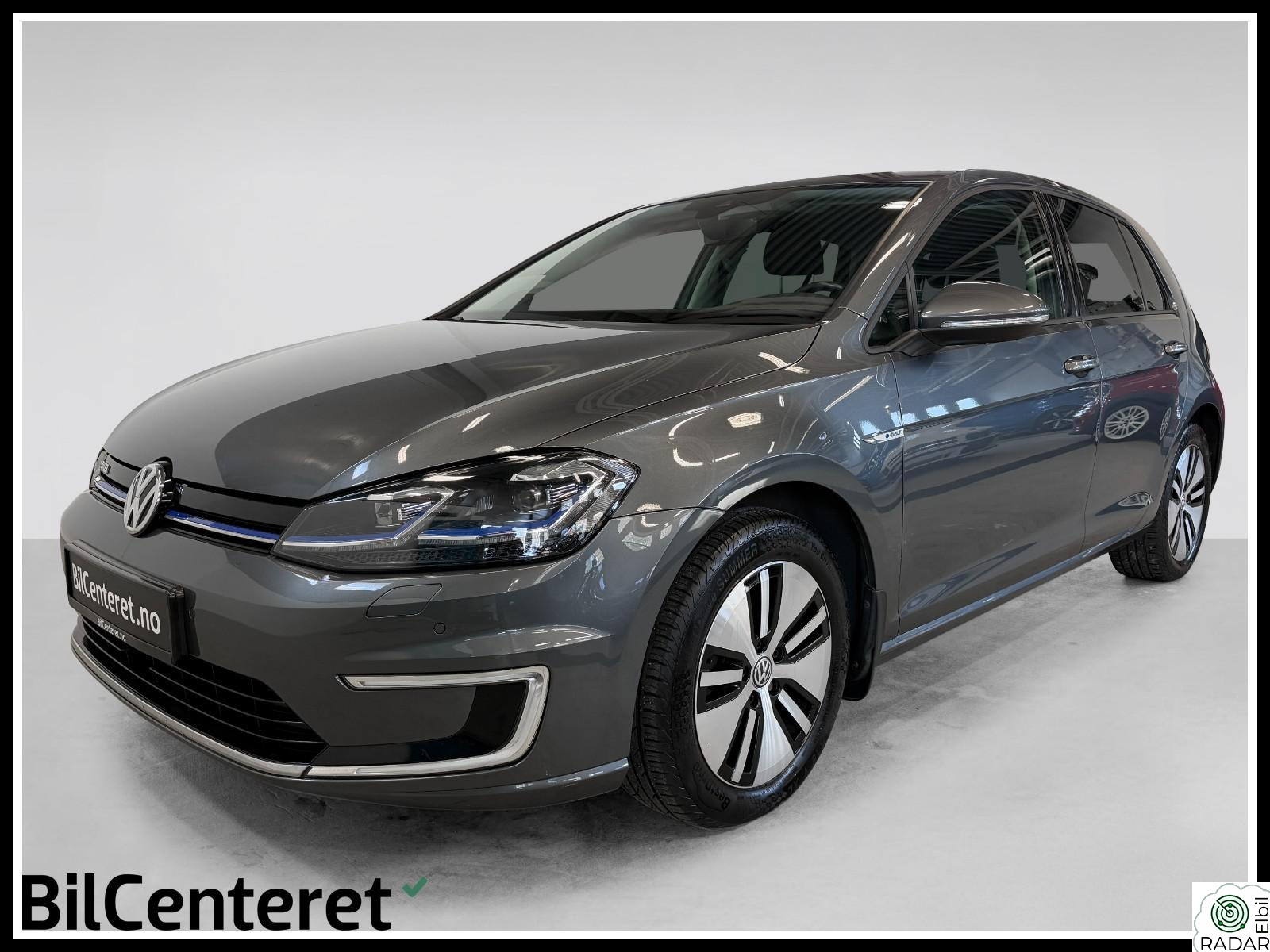 VOLKSWAGEN GOLF 136HK 300KM NAVI ADAPTIVE CRUISE R.KAM KEYLESS NY EU+++