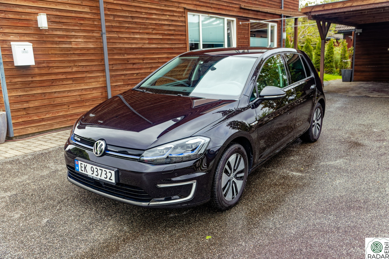 VOLKSWAGEN GOLF eGolf 300km - LAV KM, nylig service, topp utstyrt