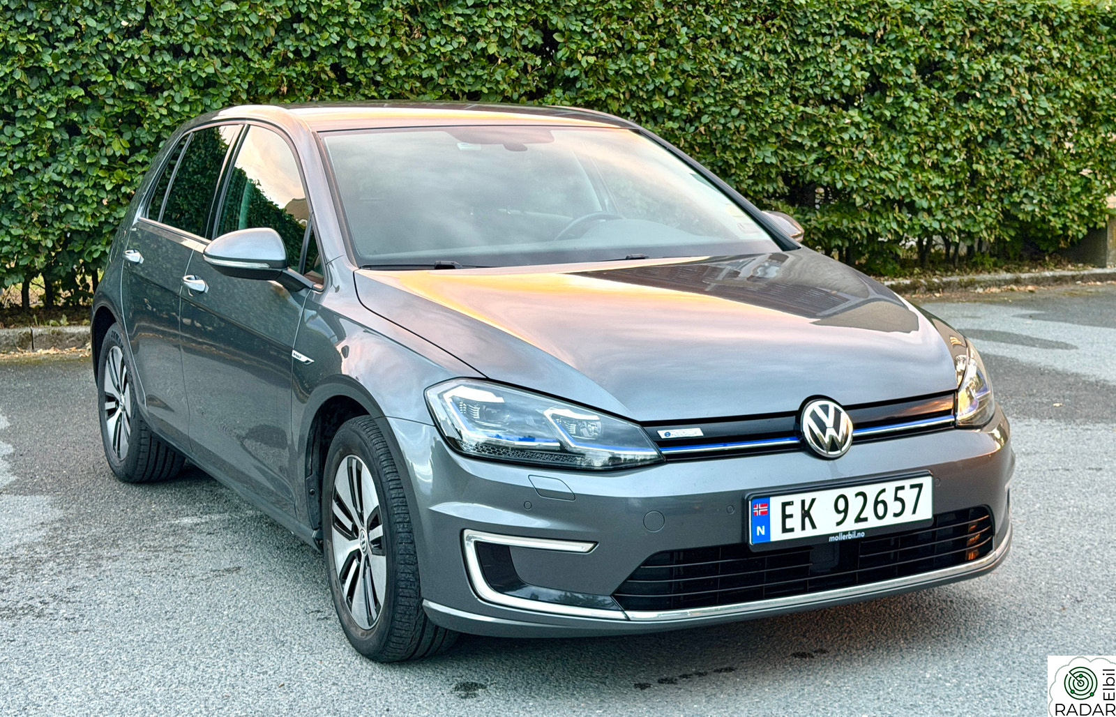 VOLKSWAGEN GOLF Lav km-stand / Nye dekk og bremser / R.kamera