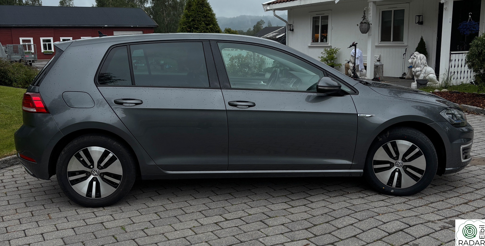 VOLKSWAGEN GOLF e300,acc,helskinn,LED,key-less go,norsk+++