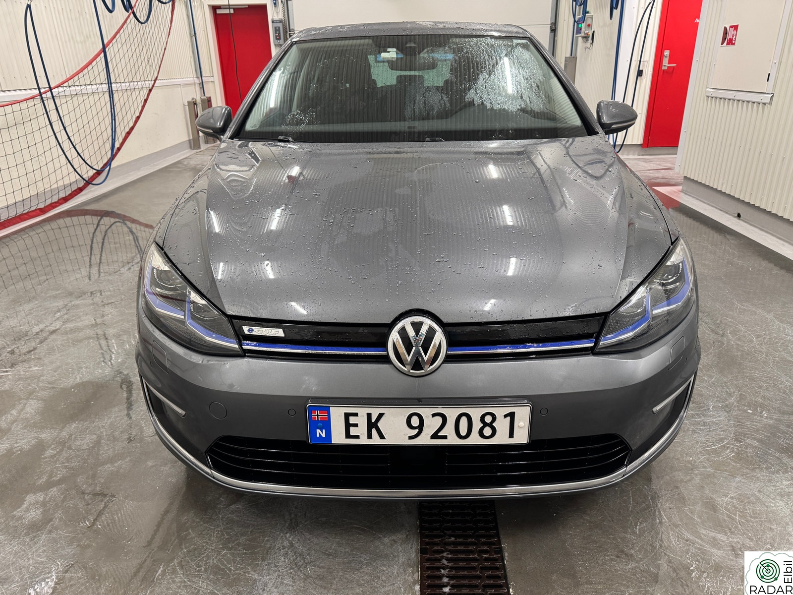 VOLKSWAGEN GOLF EL-300 km