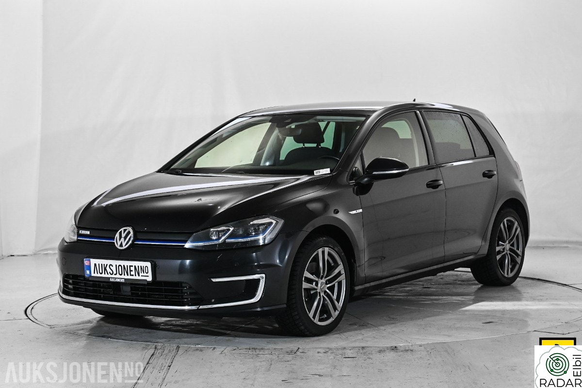 VOLKSWAGEN GOLF 136HK NORSK ADAPTIV CRUISE NAVI VARMEPUMPE LED