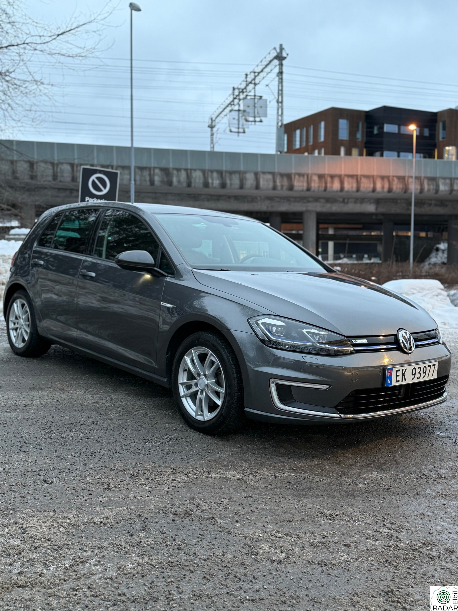VOLKSWAGEN GOLF NYLIG EU-GODKJENT