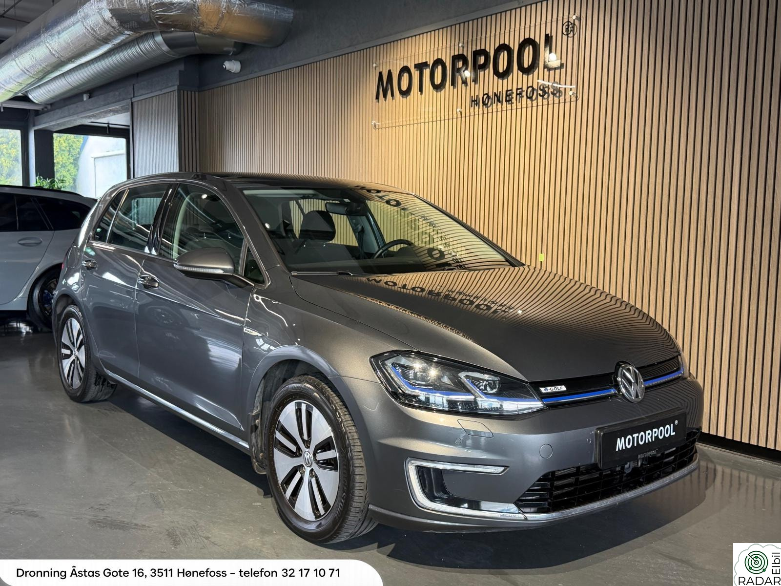 VOLKSWAGEN GOLF E-Golf 232 WLTP / Activeinfo / Kamera / Cruise / LED