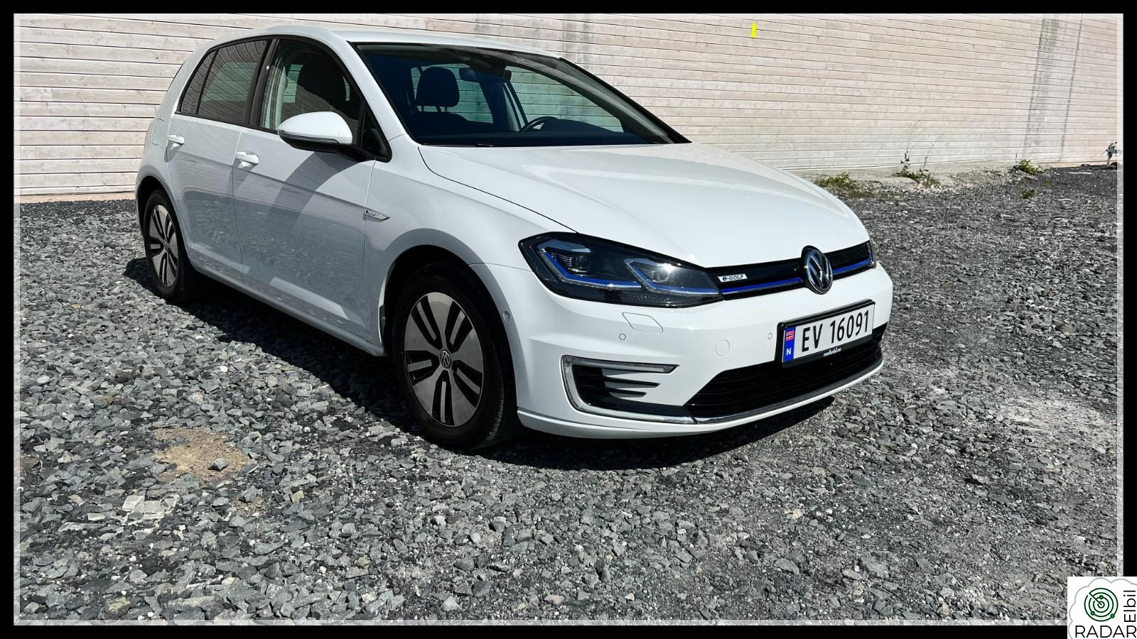 VOLKSWAGEN GOLF 1 Eier, Damekjørt