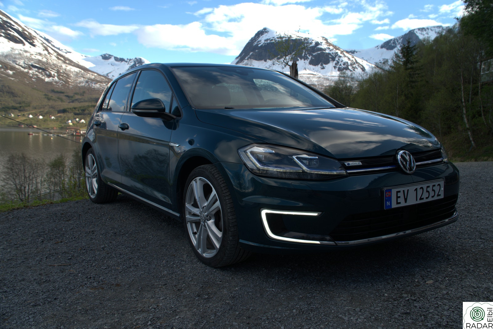 VOLKSWAGEN GOLF E-GOLF,DYNAUDIO,100KW,SKINN,NAVI,CarPlay