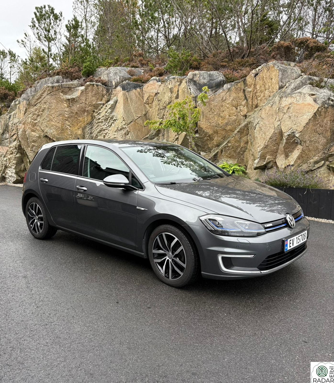 VOLKSWAGEN GOLF Topputstyrt - EU til 12.01.28