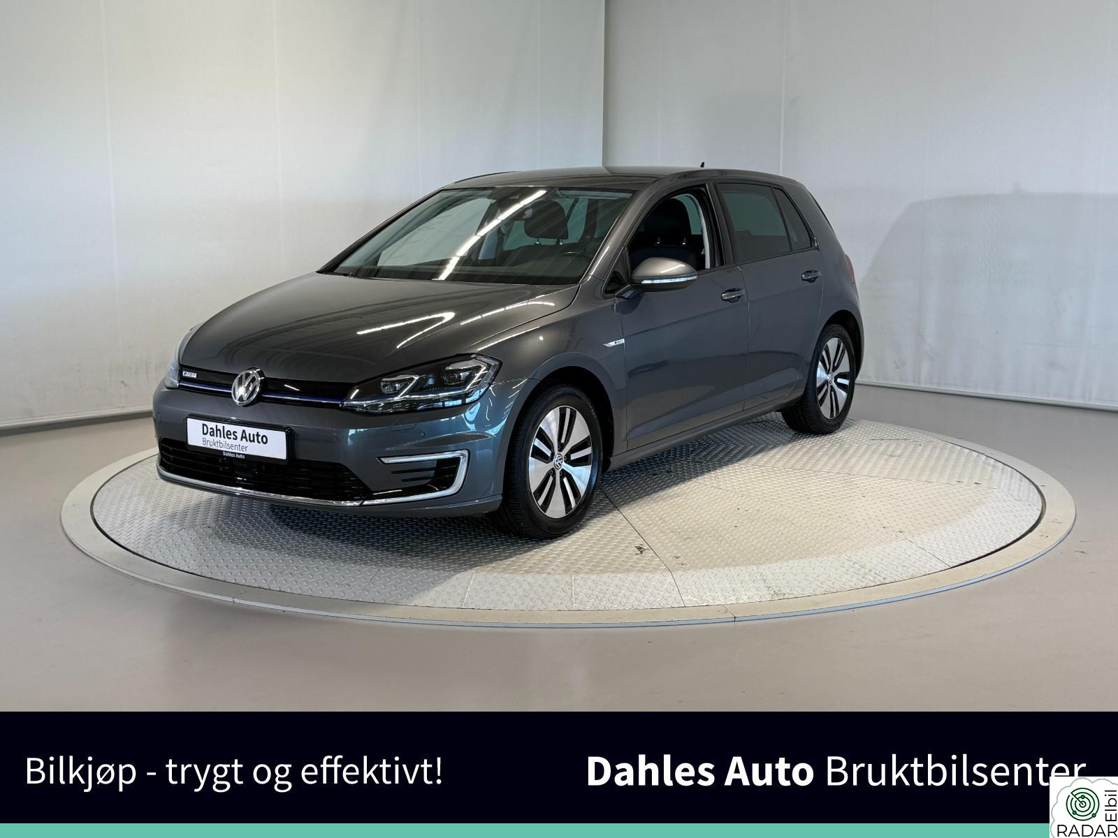 VOLKSWAGEN GOLF E-golf 136 hk ACC/Kamera/V-pumpe/Carplay/Led/Dab+