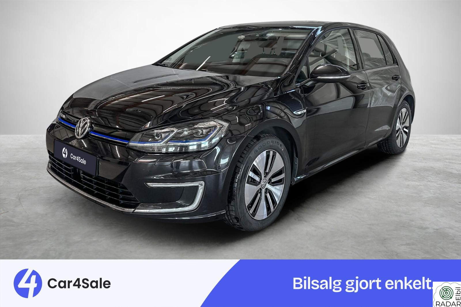 VOLKSWAGEN GOLF 300km EU 2028 / Skinn / Kamera / Navi High / ACC ++