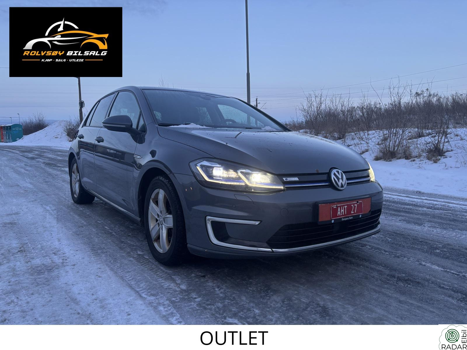 VOLKSWAGEN GOLF 300Km // Skinnseter // Ryggekamera