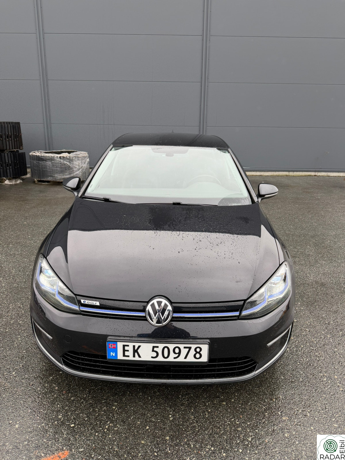 VOLKSWAGEN GOLF 35,8kWh Highline Skinn