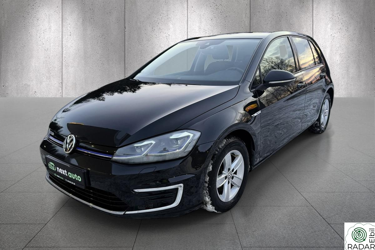 VOLKSWAGEN GOLF KUN 1 EIER/ R. KAMERA/ NAVI / EU TIL 03.2027
