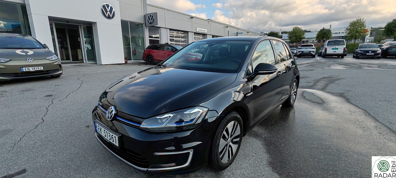 VOLKSWAGEN GOLF 300KM/EL/2017/ADAPTIV CRUISE/NAVI/LED/KEYLESS/96100km/