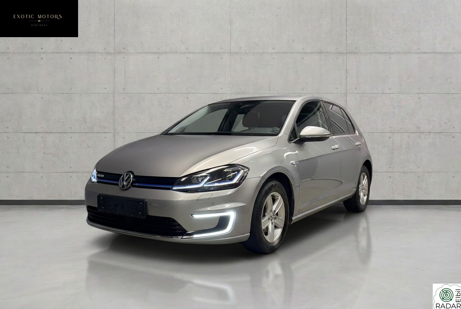VOLKSWAGEN GOLF E-Golf 136hk/300km/ACC/Keyless/Navi/Varmepumpe/Skinn/+