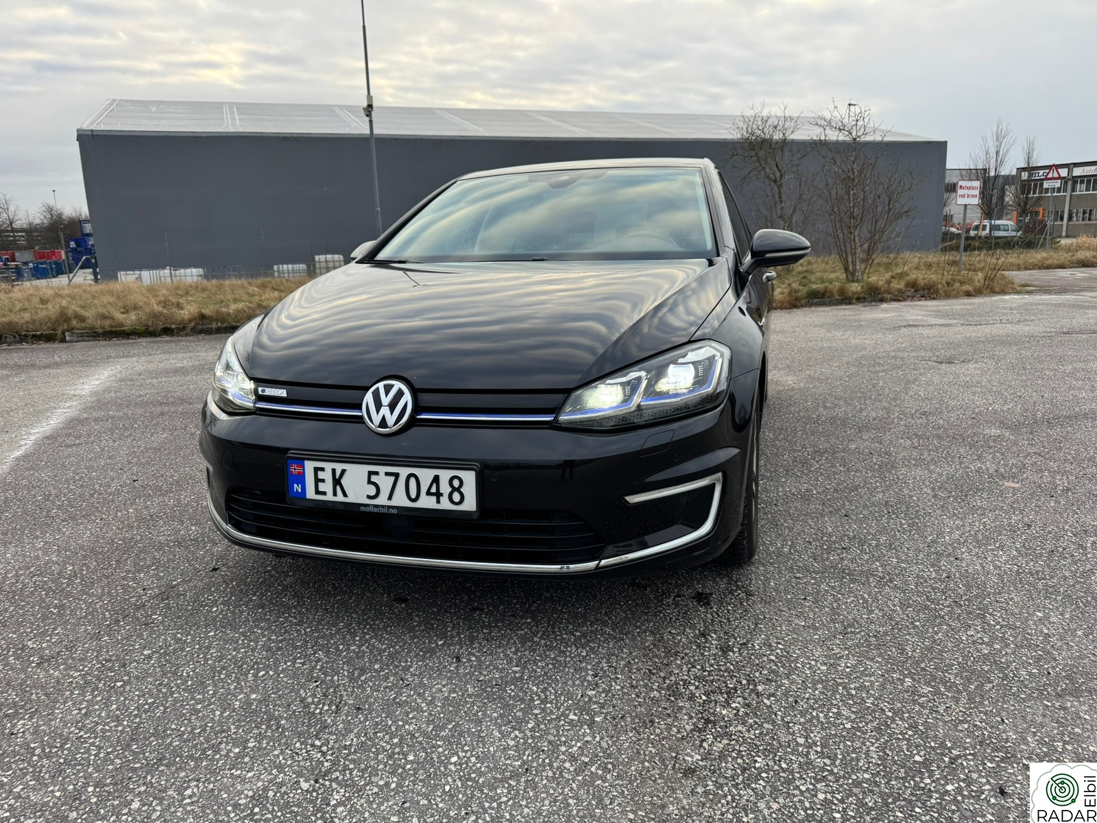 VOLKSWAGEN GOLF 300KM-1 EIER-ACC-SKINN-ACTIVE INF-NAVI-KAMERA-NORSK
