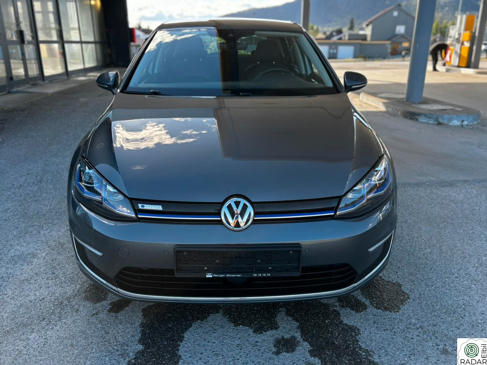VOLKSWAGEN GOLF 300Km Exclusive Skinn Acc Kam DigDis LED