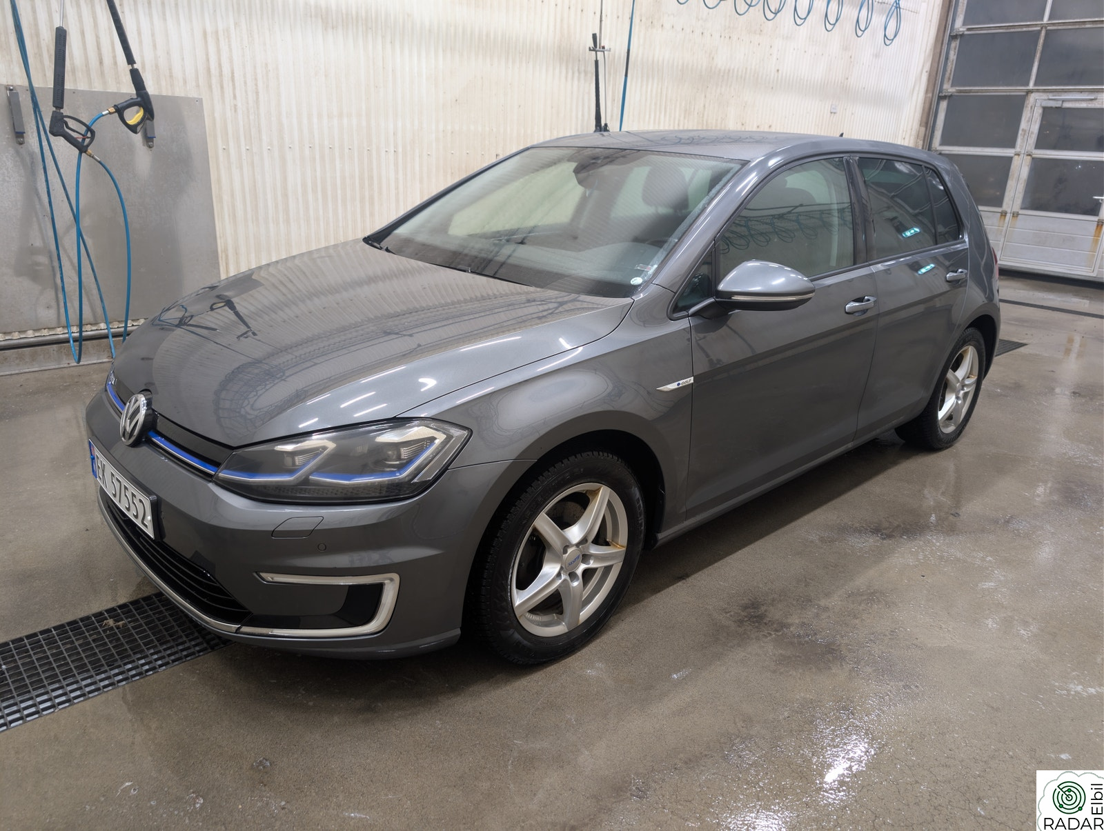 VOLKSWAGEN GOLF eGolf