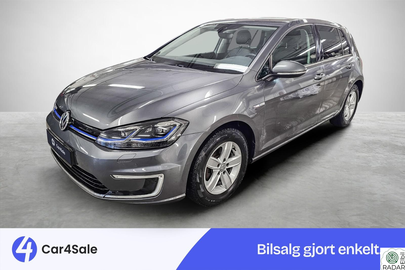 VOLKSWAGEN GOLF 300km / ACC / EU27 / Norsk / R.Kam/ Navi/ 1-eier/ Skinn