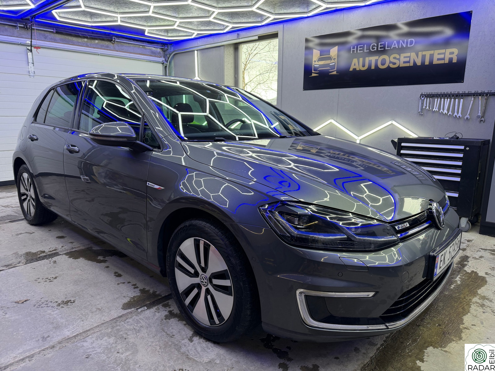 VOLKSWAGEN GOLF FACELIFT•TESTET BATTERI•SKINN•DAB