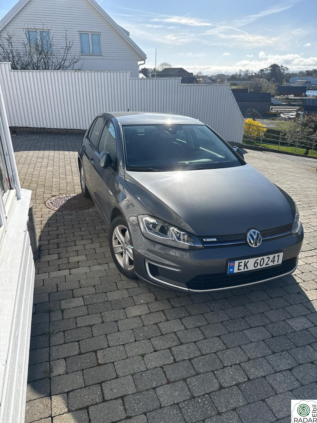 VOLKSWAGEN GOLF Alt utstyr